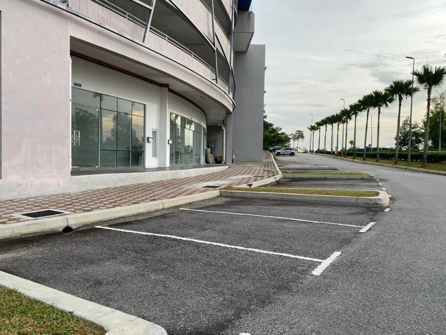 Affordable Family Stay In Bangi Kajang Exterior photo